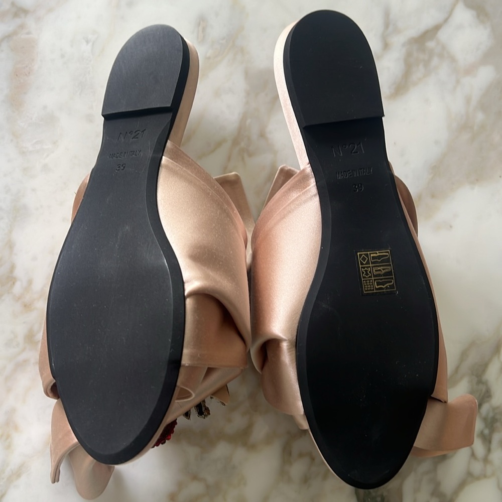 COLLECTORS! No.21 Womens Satin Knot Flat Slides crystal cherry cherries 39 NIB - Picture 5 of 7